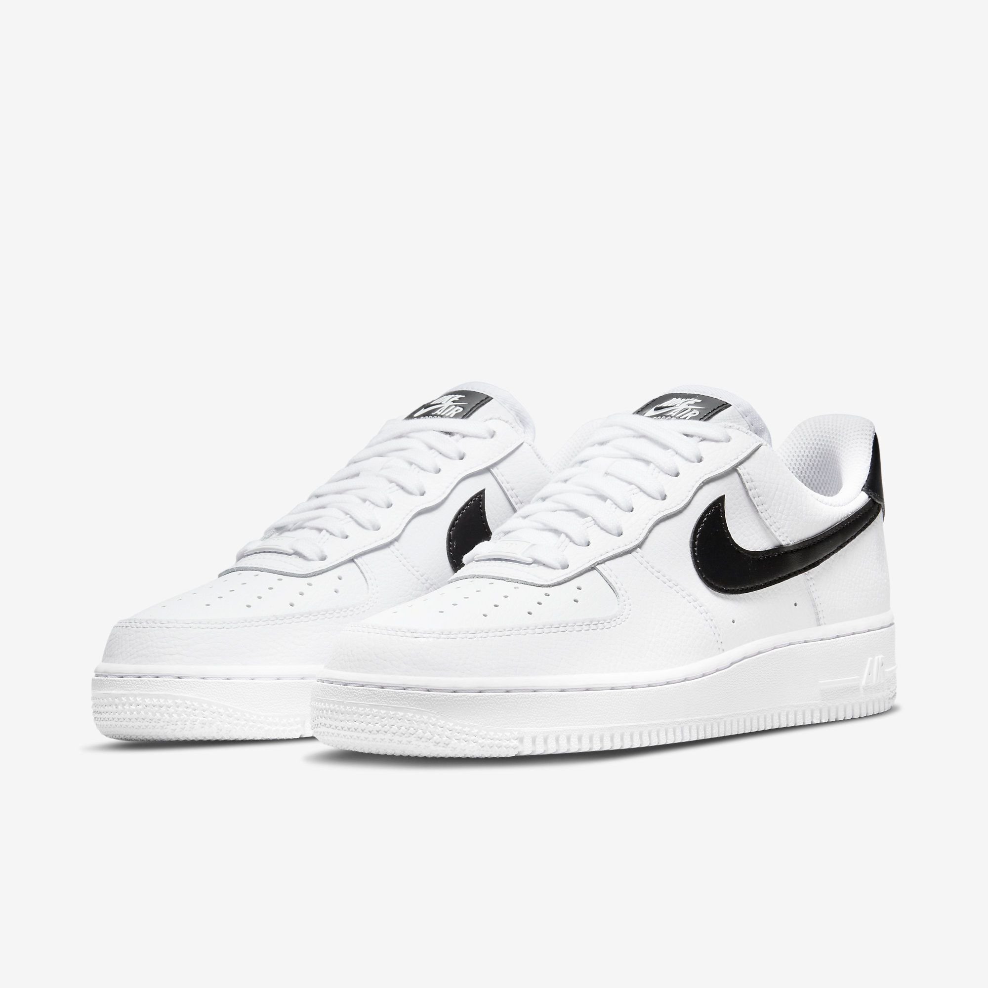  Nike Air Force 1 '07 WMNS - White / Black 