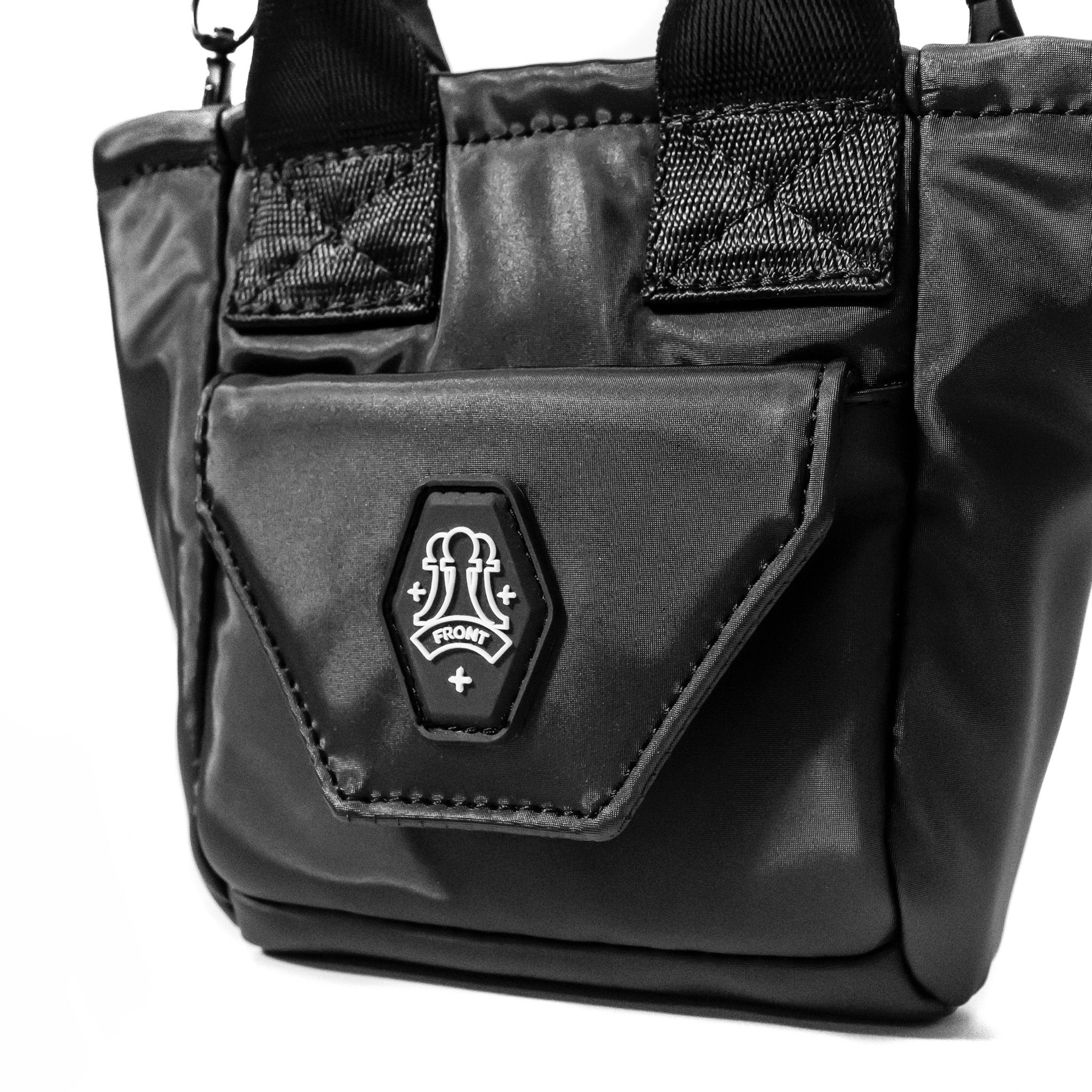  FRONT The Knight Mini Tote D621 - Black 