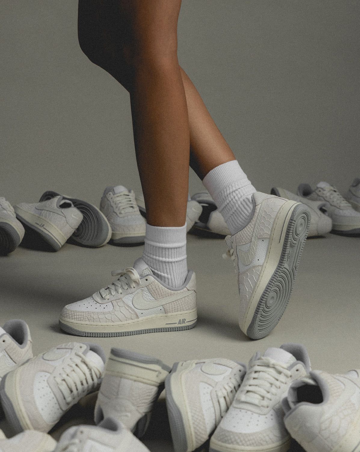  Nike Air Force 1 '07 - Summit White/ Wolf Grey 