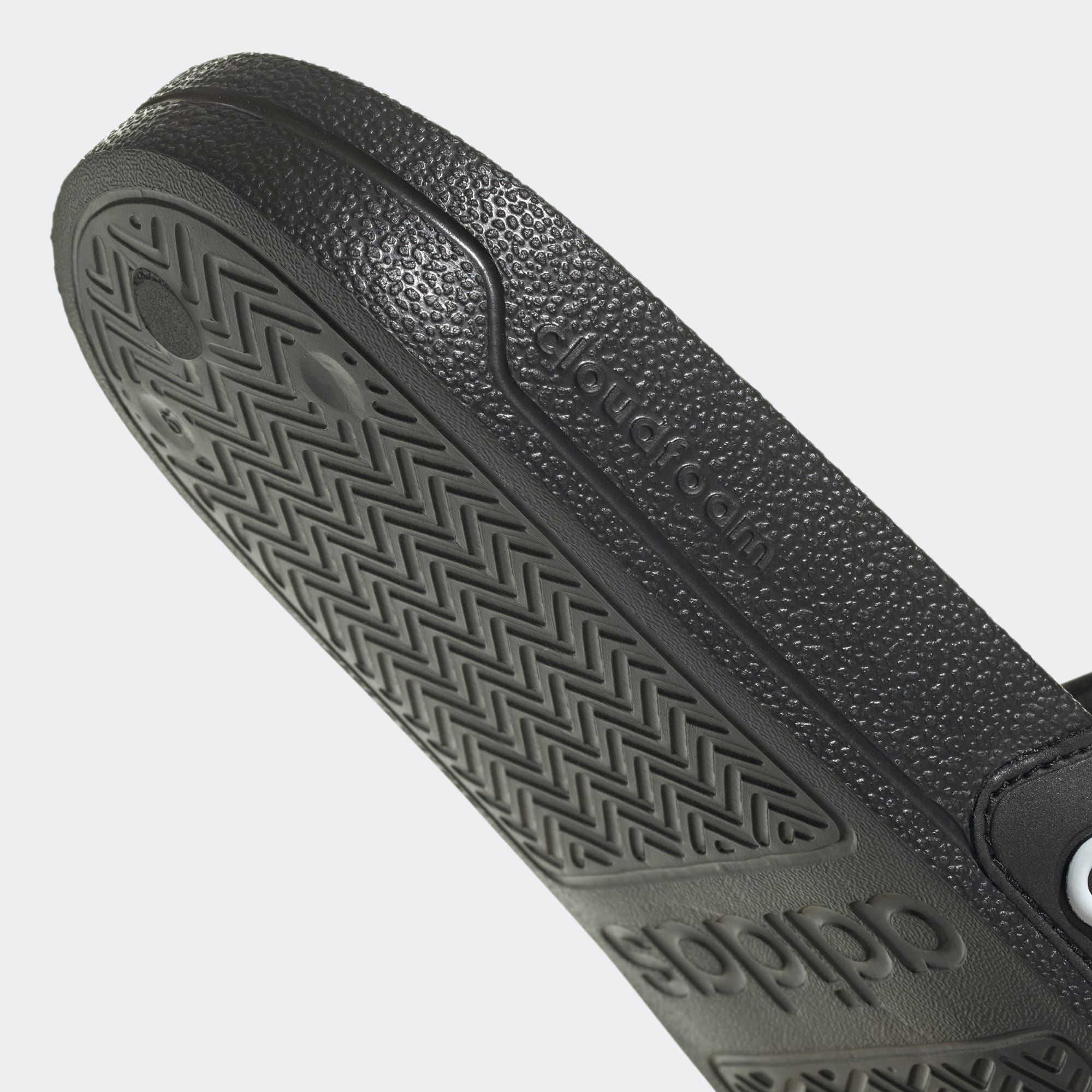  adidas Adilette Shower Slides - Black 