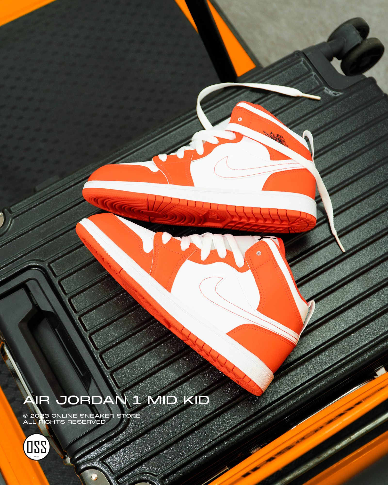  Air Jordan 1 Mid Kid - Electro Orange 