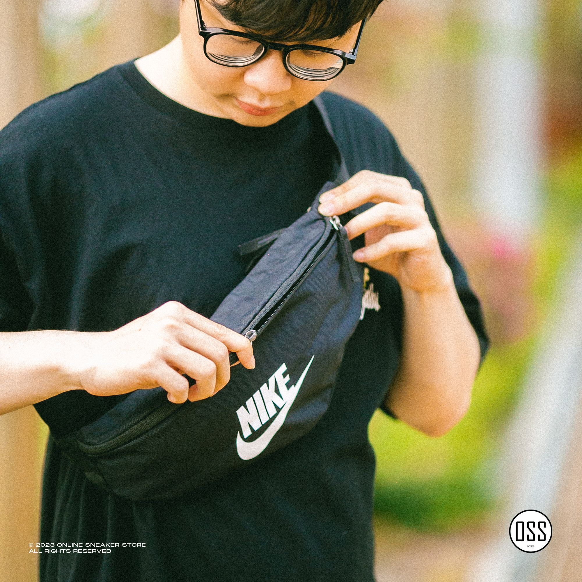  Nike Sportswear Heritage Small Hip Pack - Black 