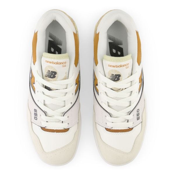  New Balance 550 - Sea Salt / Tobacco 
