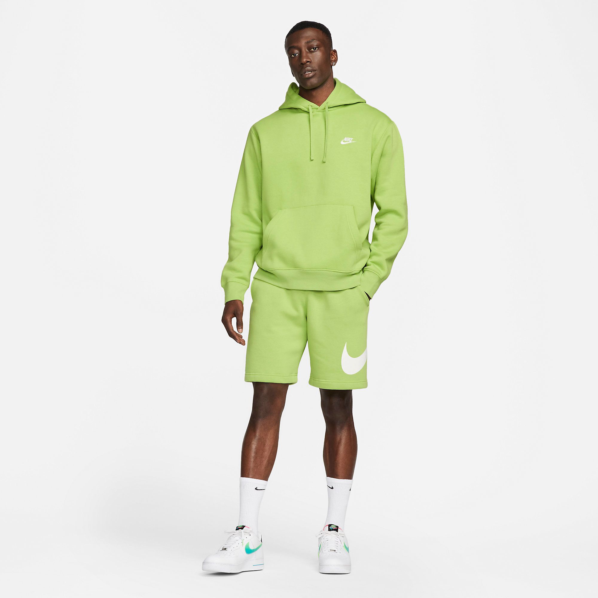  Nike Sportswear Club Shorts - Lime Green 