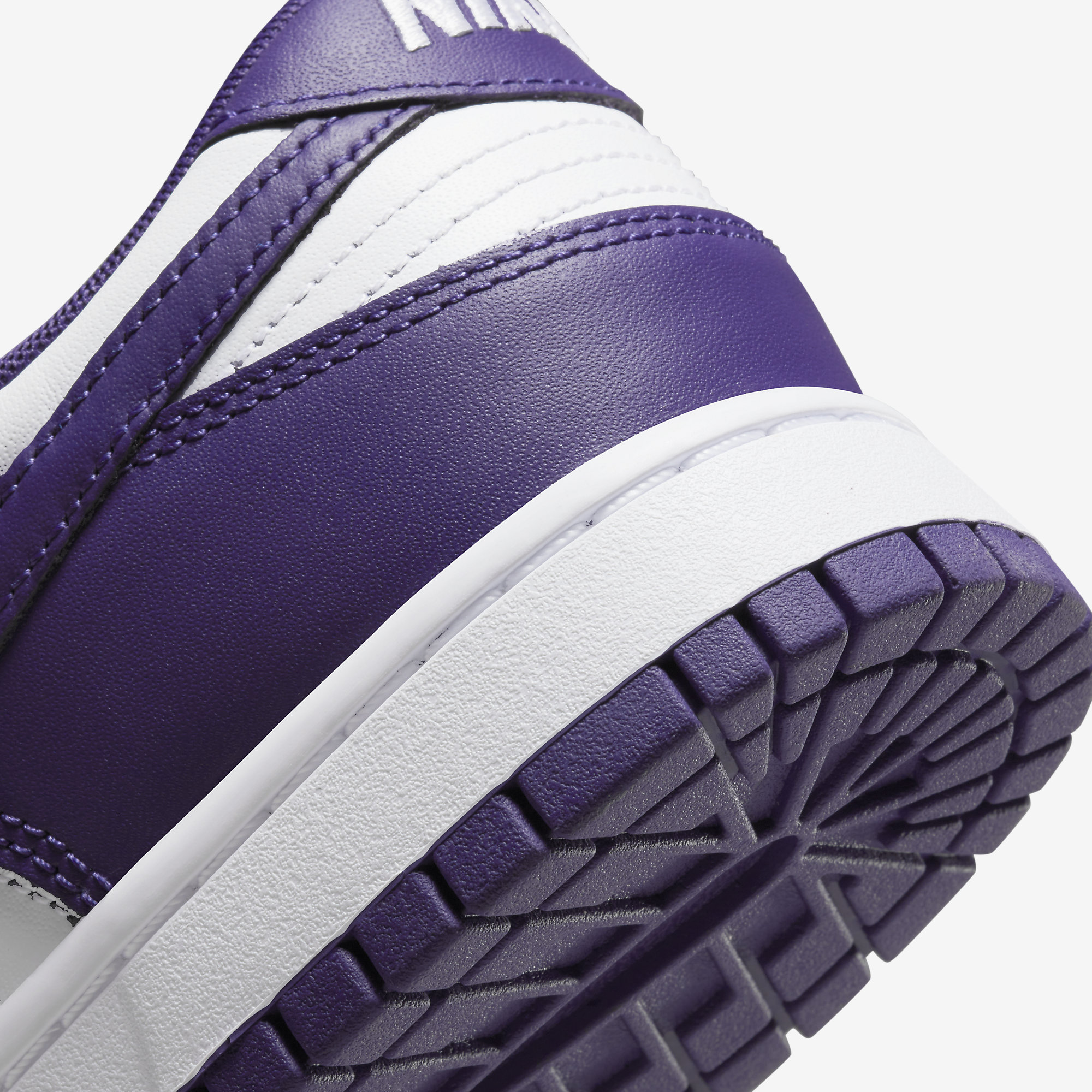 Nike Dunk Low Retro - Court Purple – Online Sneaker Store