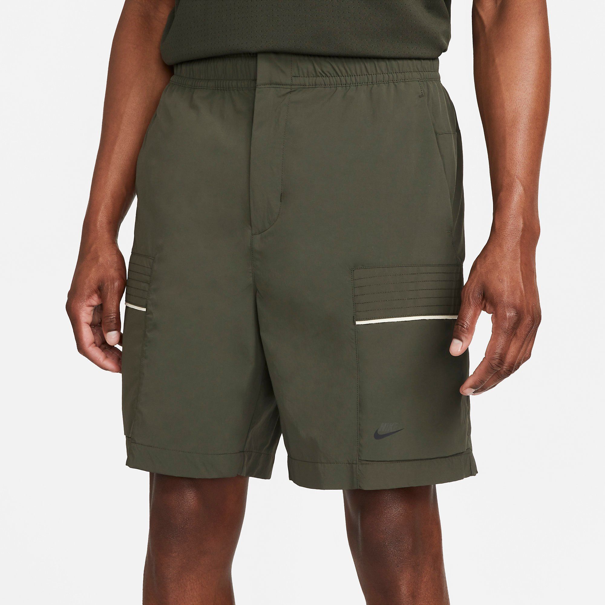  Nike Sportswear Essentials Woven Utility Shorts - Sequoia 