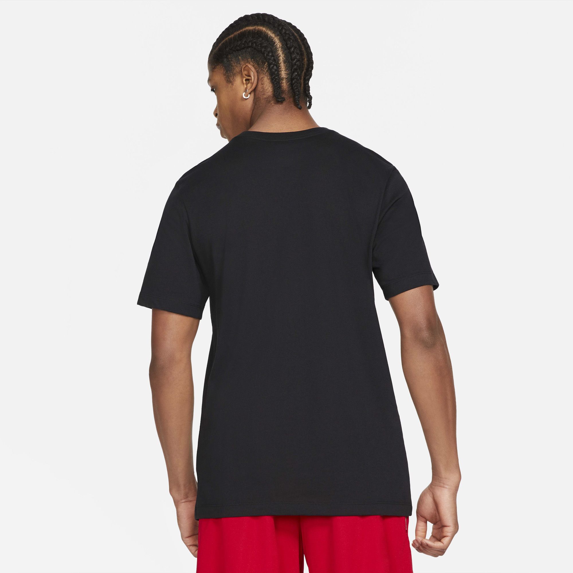 NIKE 'BUCKETS NEVER STOP' DRI-FIT TEE BLACK price €25.00