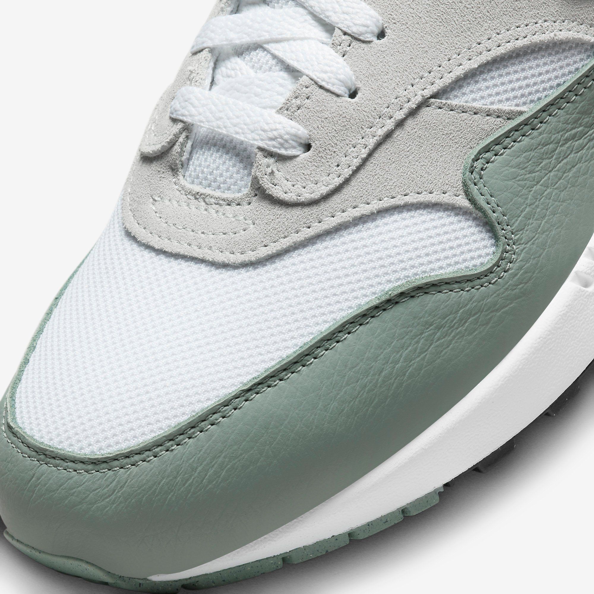  Nike Air Max 1 - Mica Green 