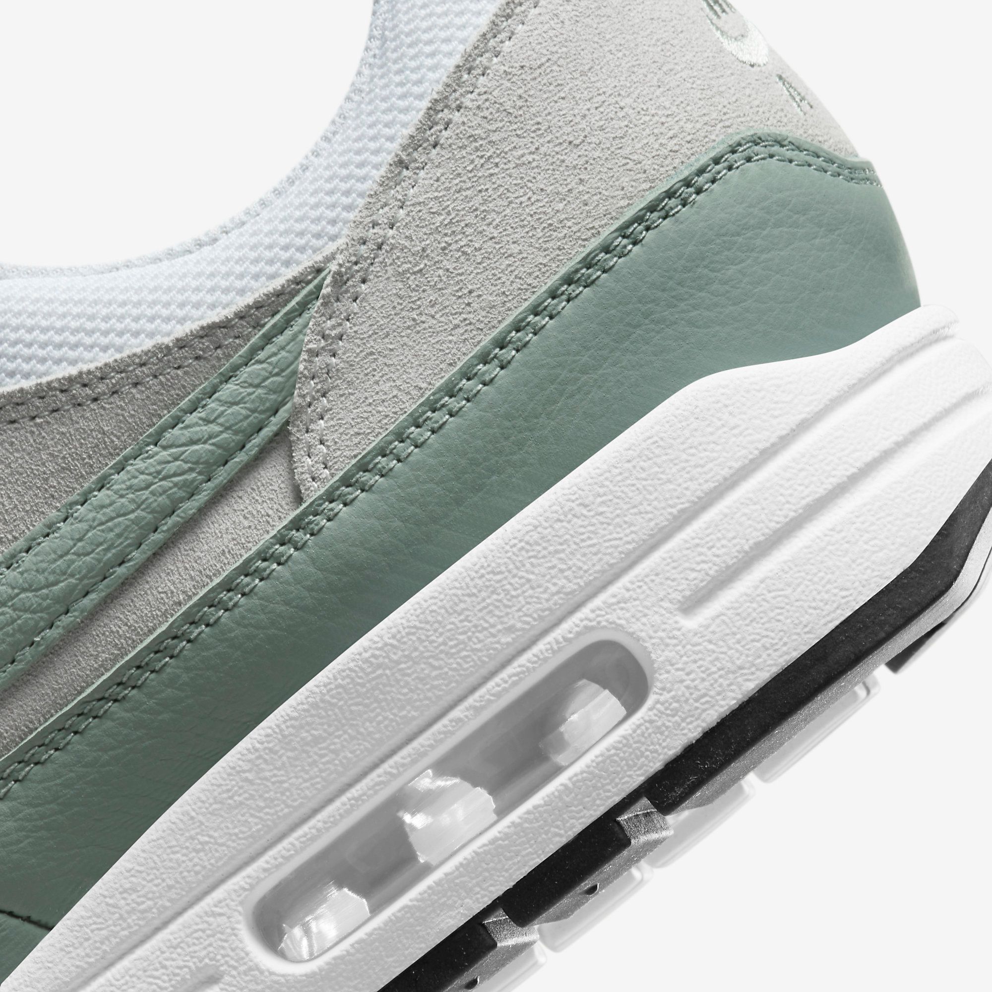  Nike Air Max 1 - Mica Green 