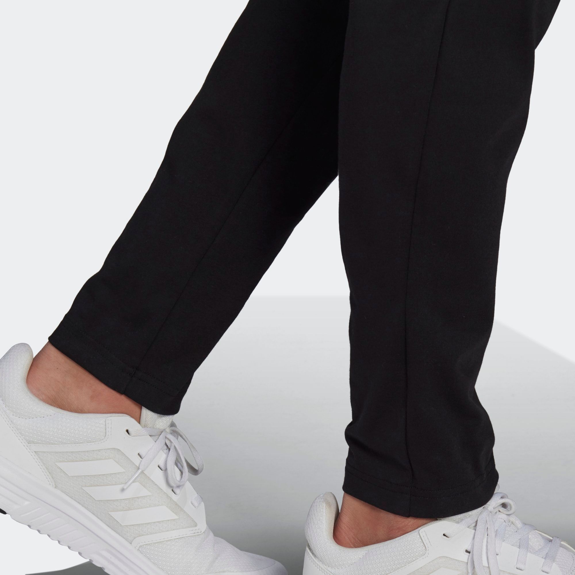  adidas Essentials Tapered Pants - Black 