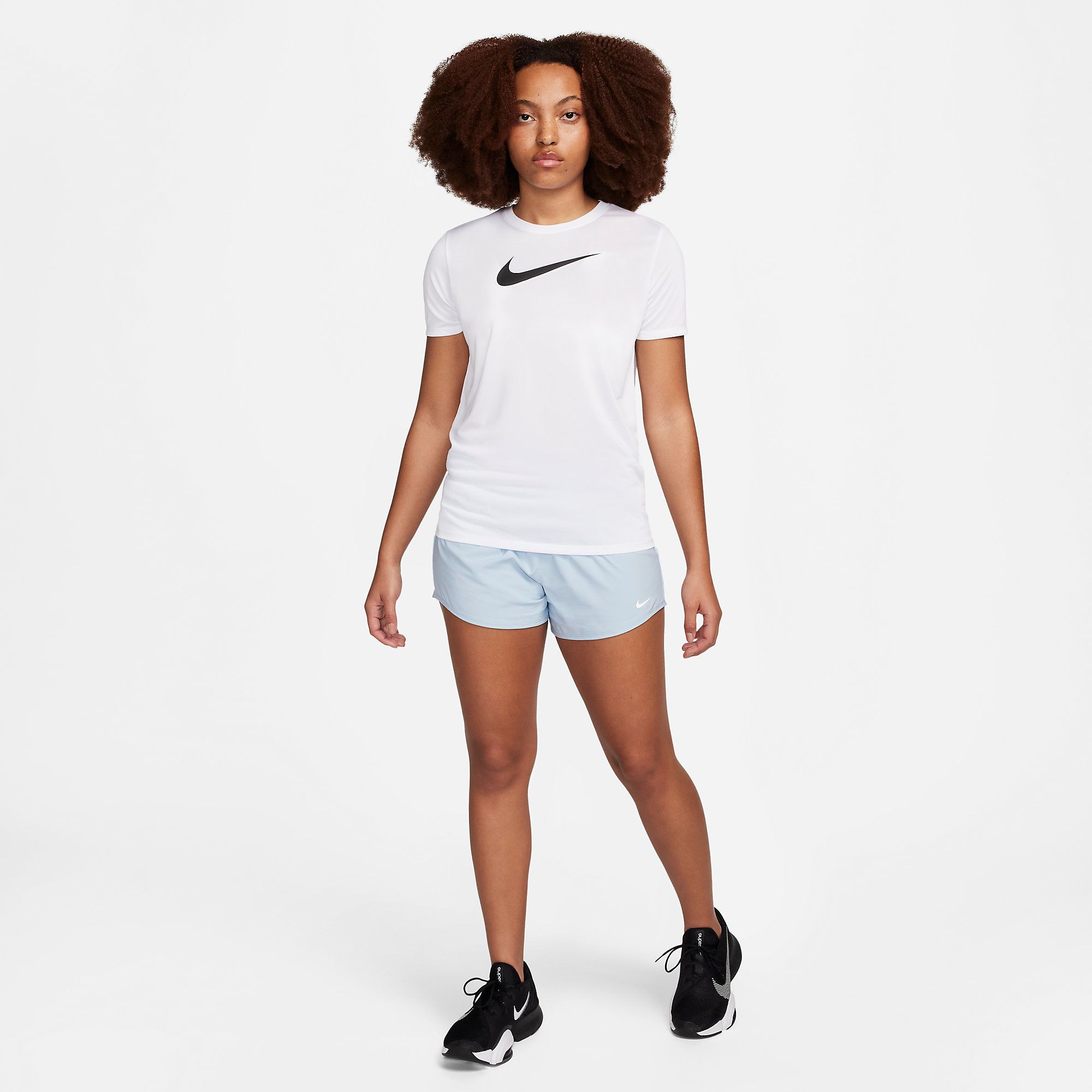  Nike Dri-FIT Swoosh Training T-Shirt - White 