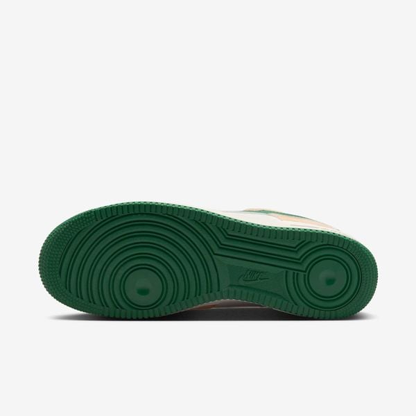  Nike Air Force 1 Low - Tan / Classic Green 