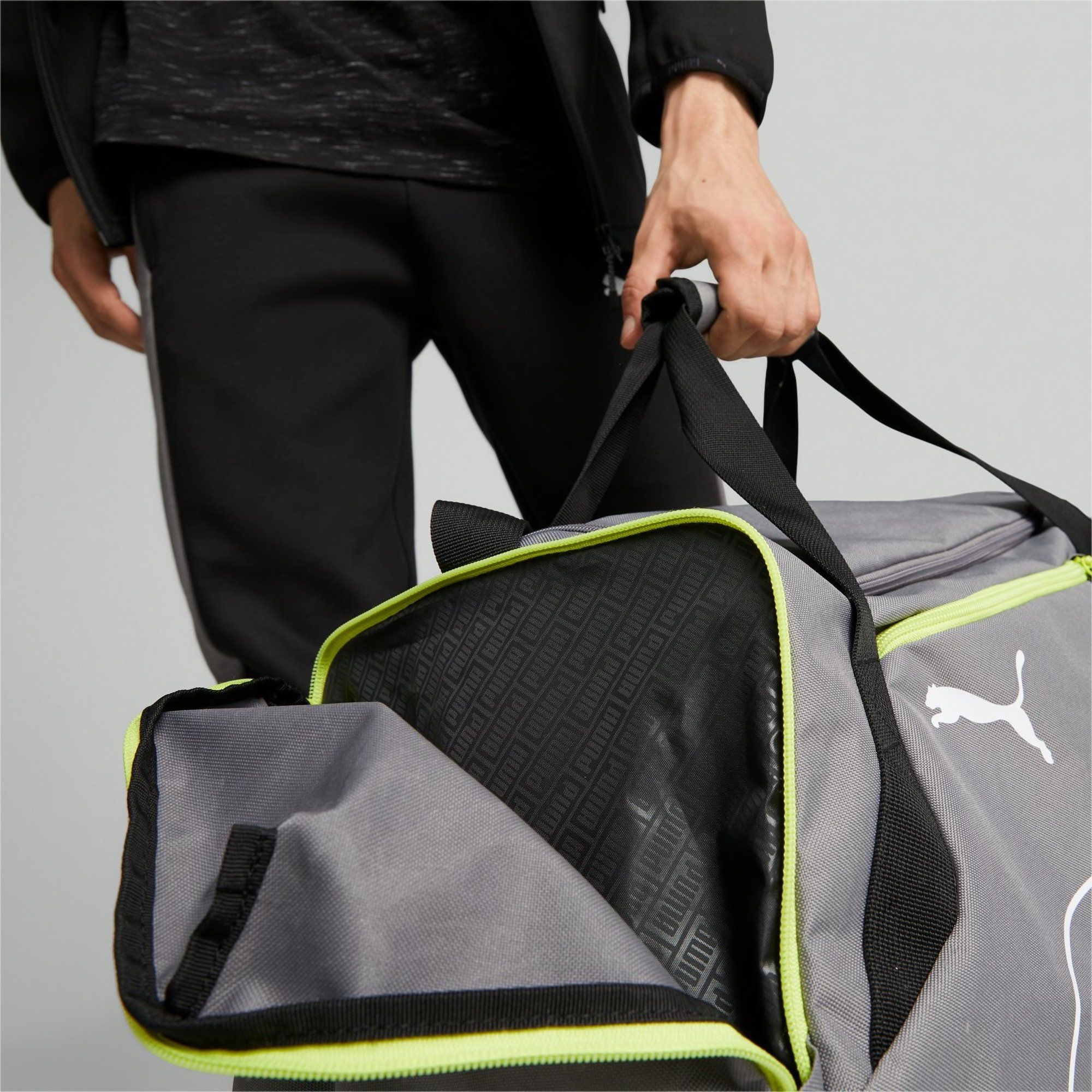  Puma Fundamentals Medium Sports Bag - Grey 