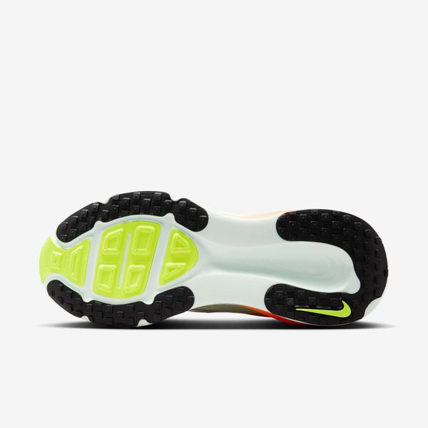  Nike Vomero 18 - Barely Green / Hyper Crimson 