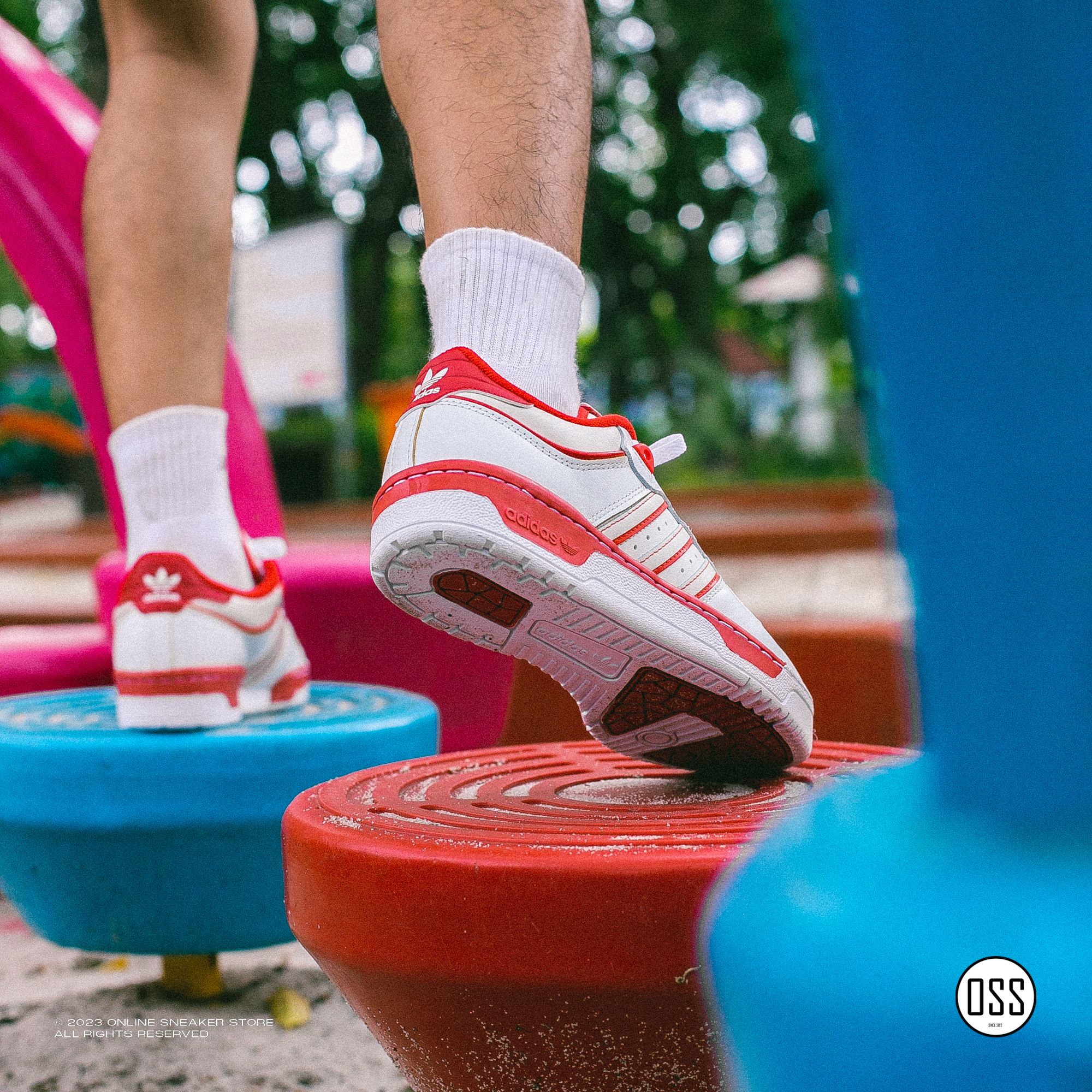  adidas Rivalry Low 86 - Off White / Power Red 