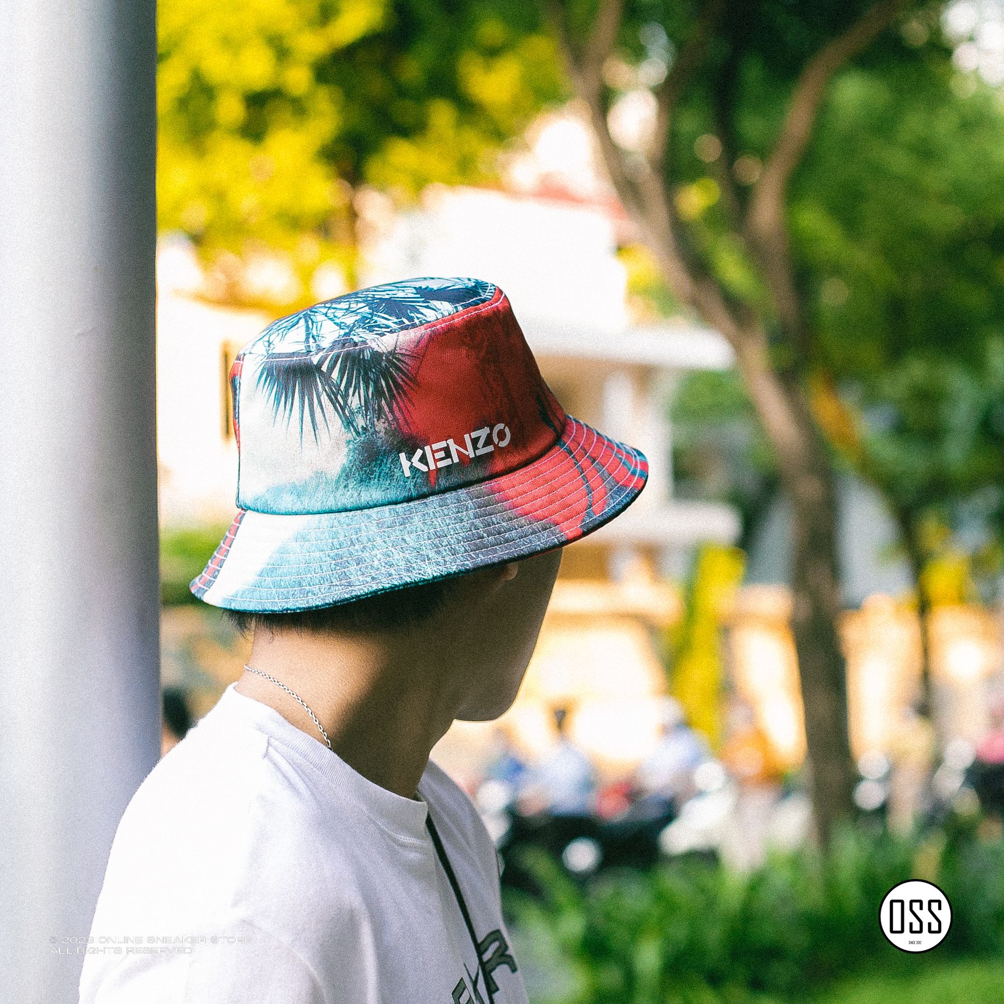  KENZO Hawaiian Graffiti Bucket Hat - Cherry 