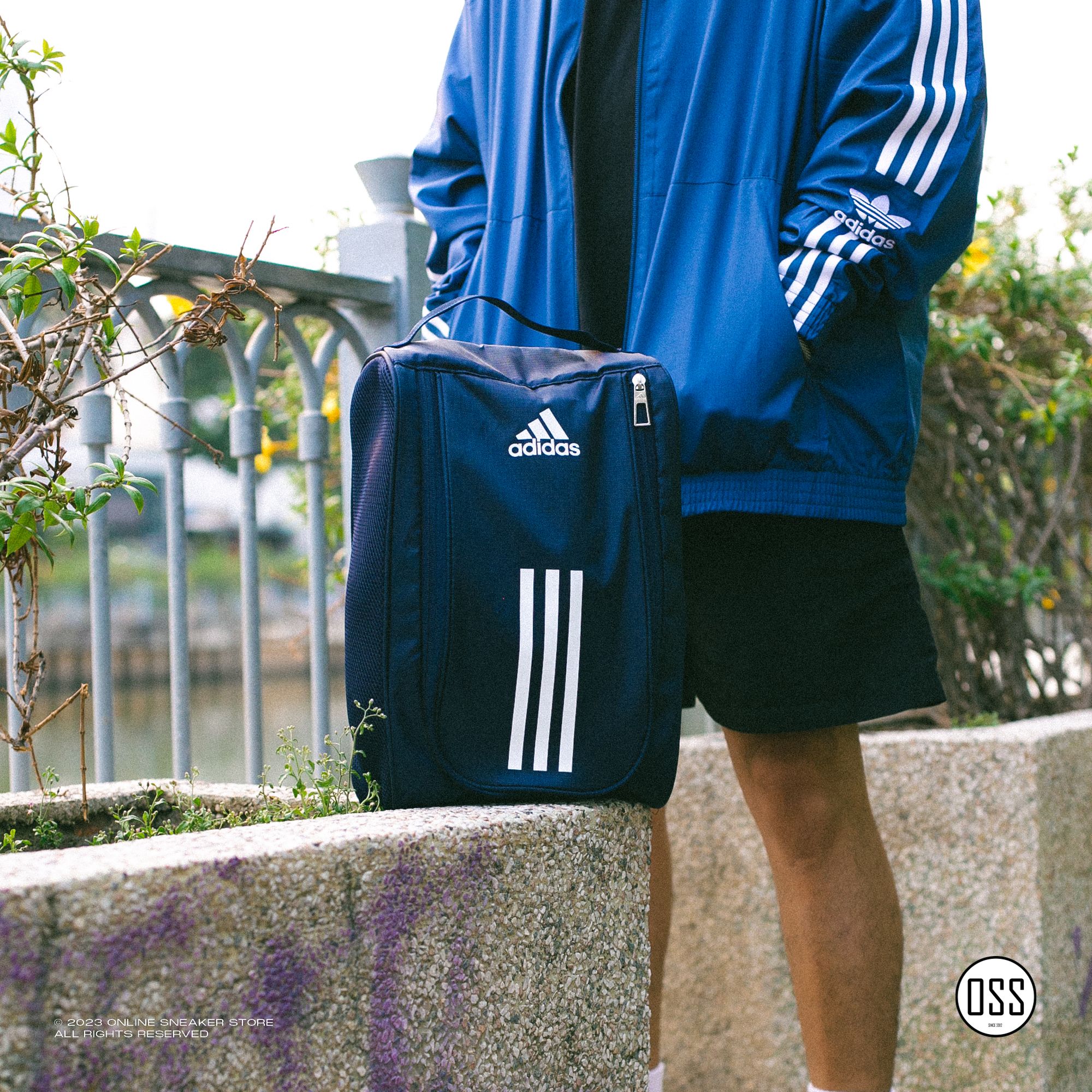 adidas Shoe Bag Navy / White Stripes Online Sneaker Store