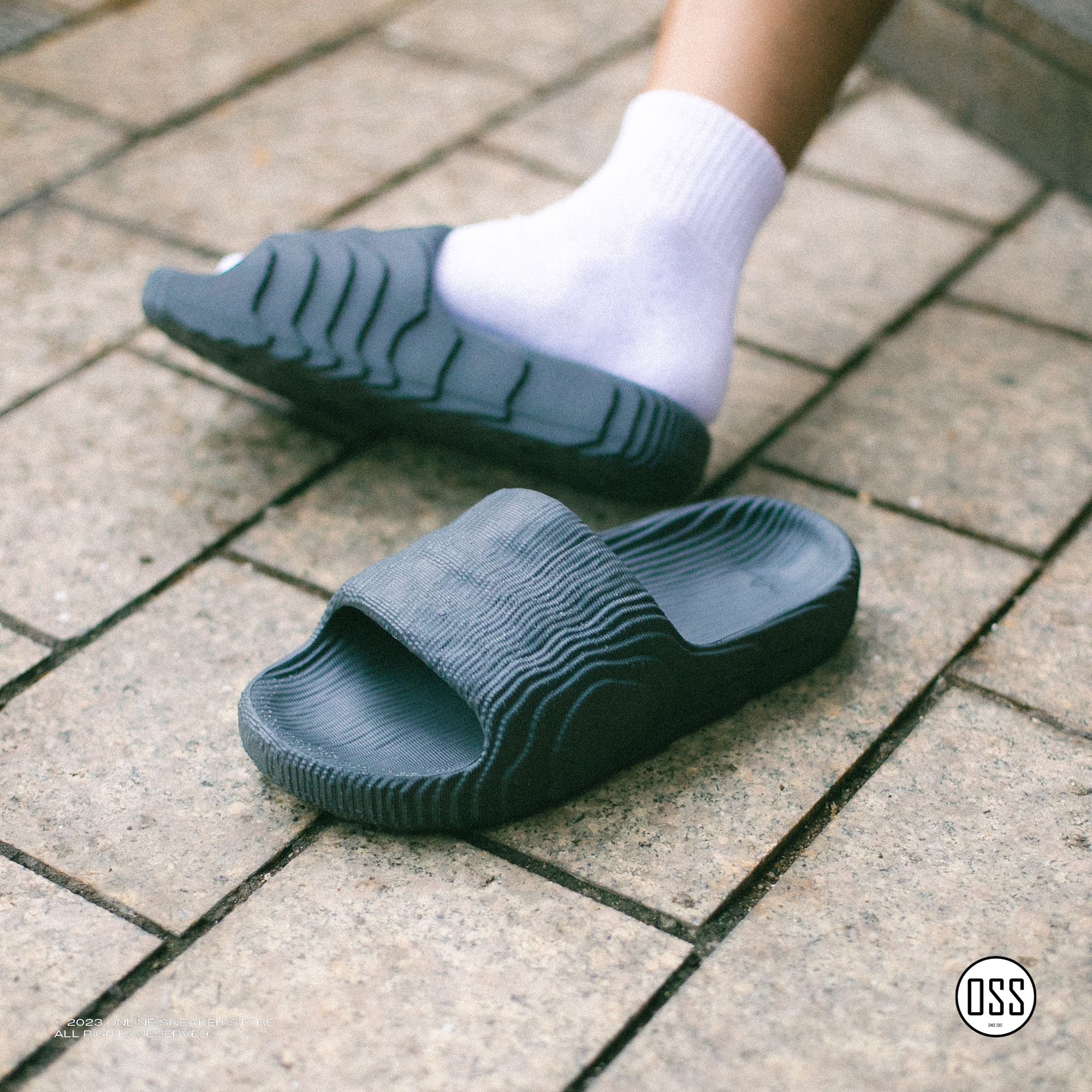  adidas Adilette 22 Slides - Grey Five 