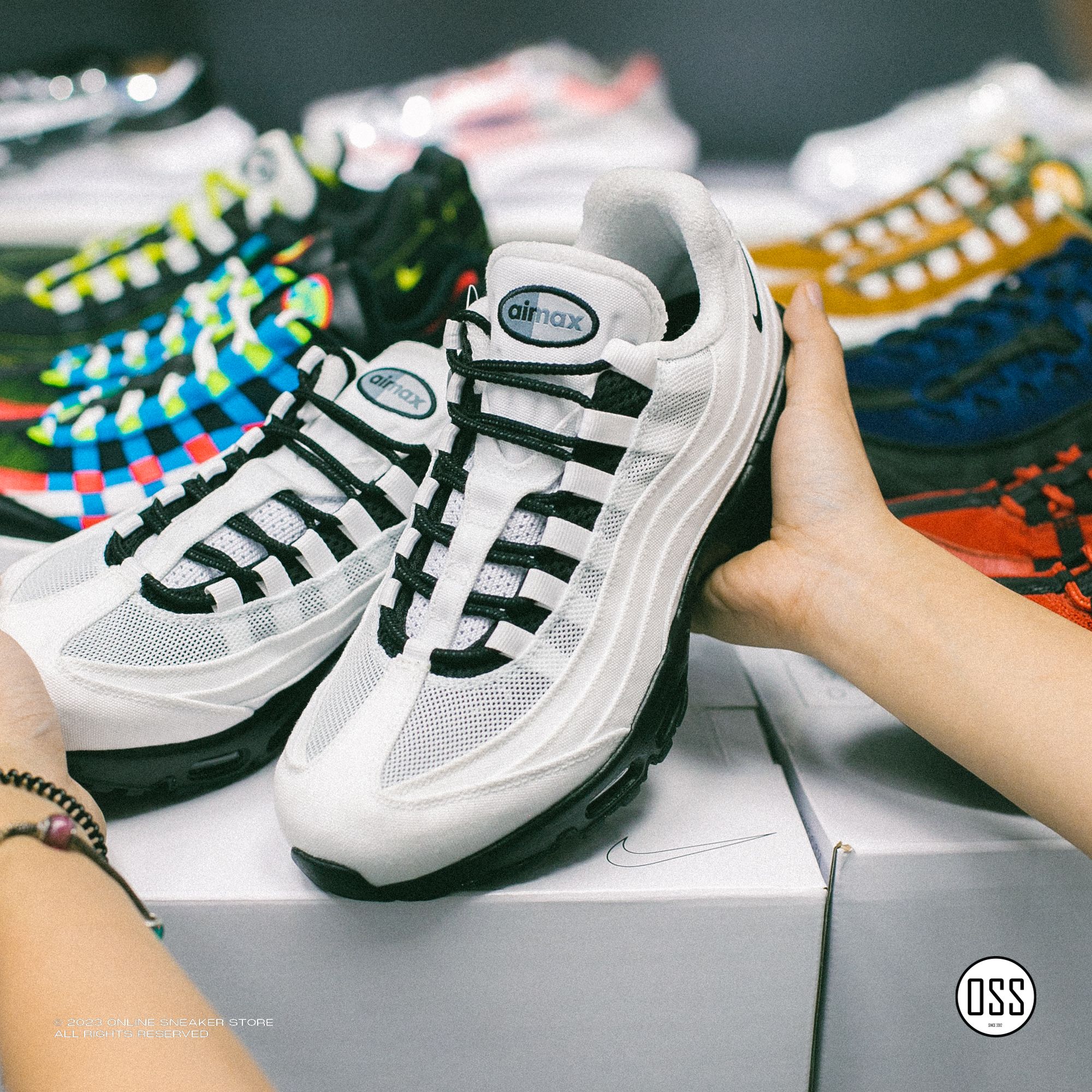  Nike Air Max 95 Unlocked On You - White / Black 