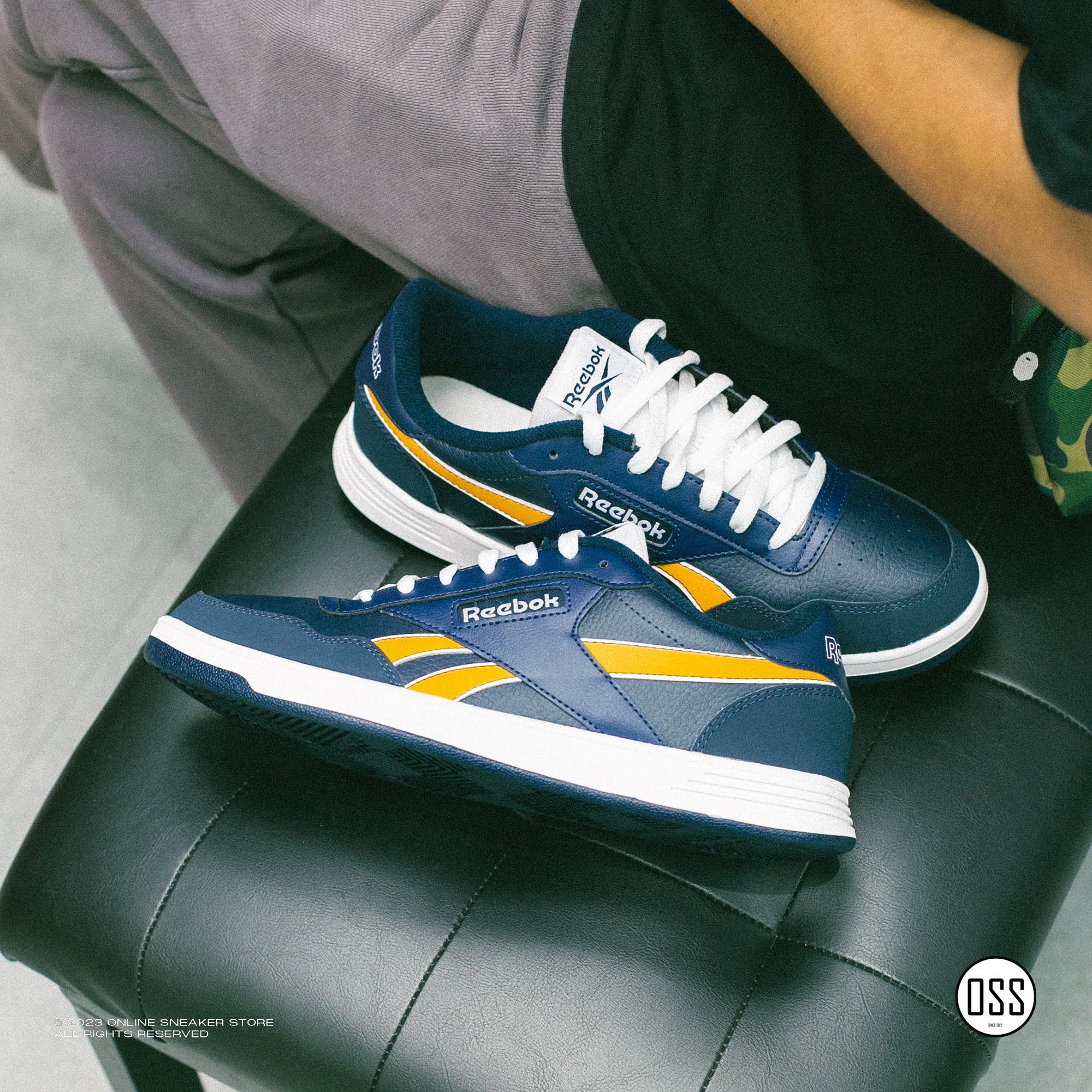  Reebok Court Advance - Midnight Navy / Yellow 