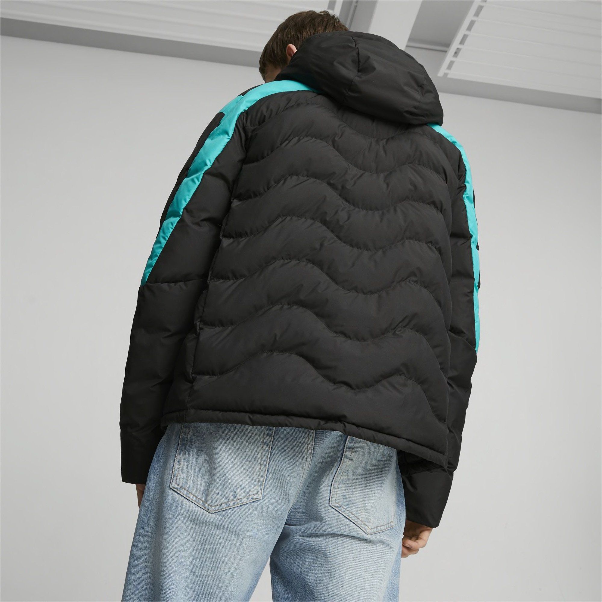  Mercedes-AMG PETRONAS MT7 Ecolite Padded Jacket - Black 