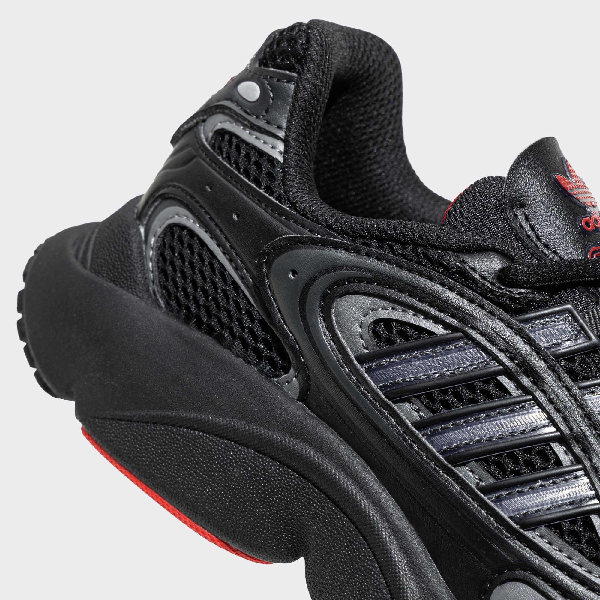  adidas Ozmillen - Black 