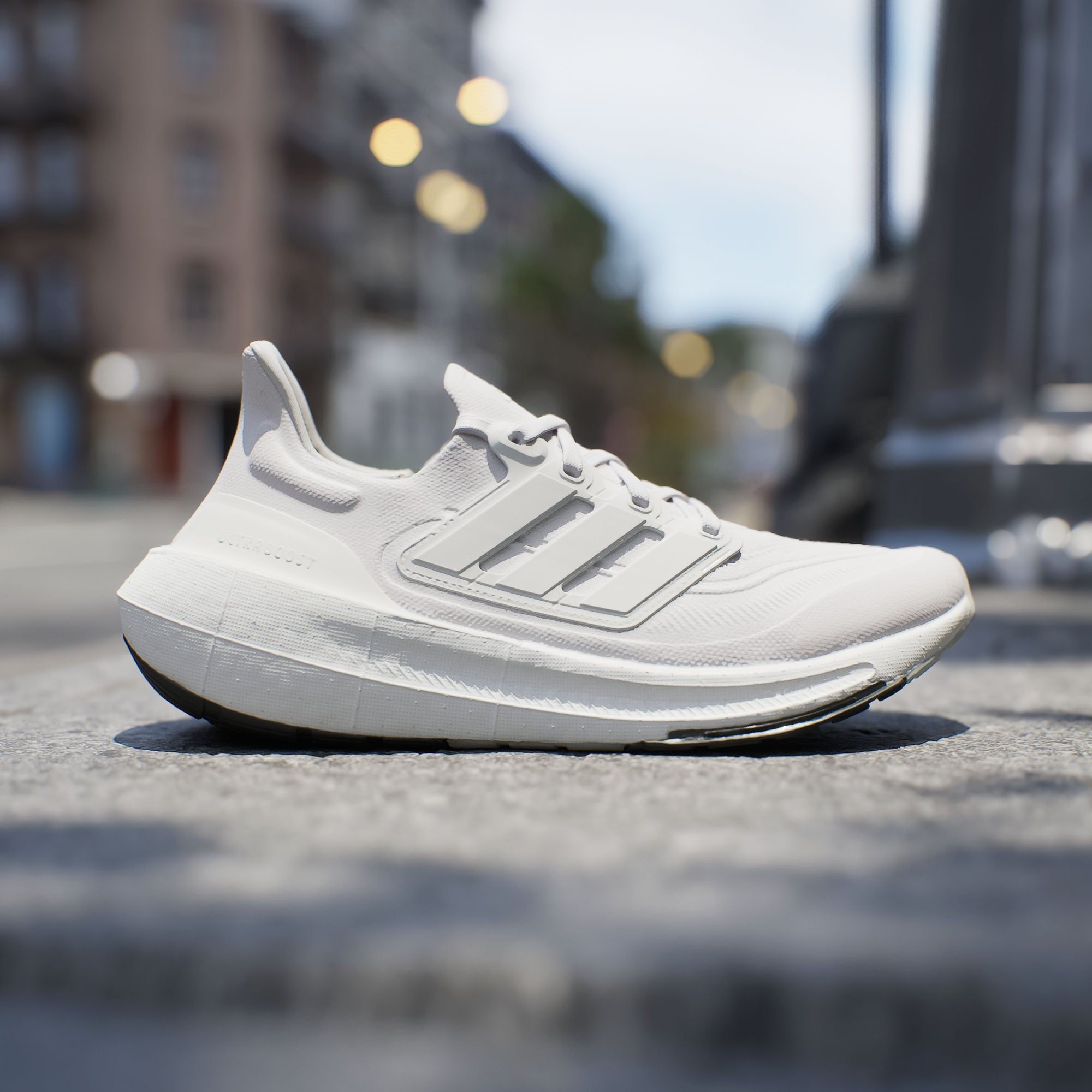  adidas UltraBOOST Light - White / White 