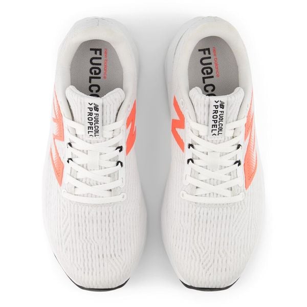  New Balance FuelCell Propel v5 - White 
