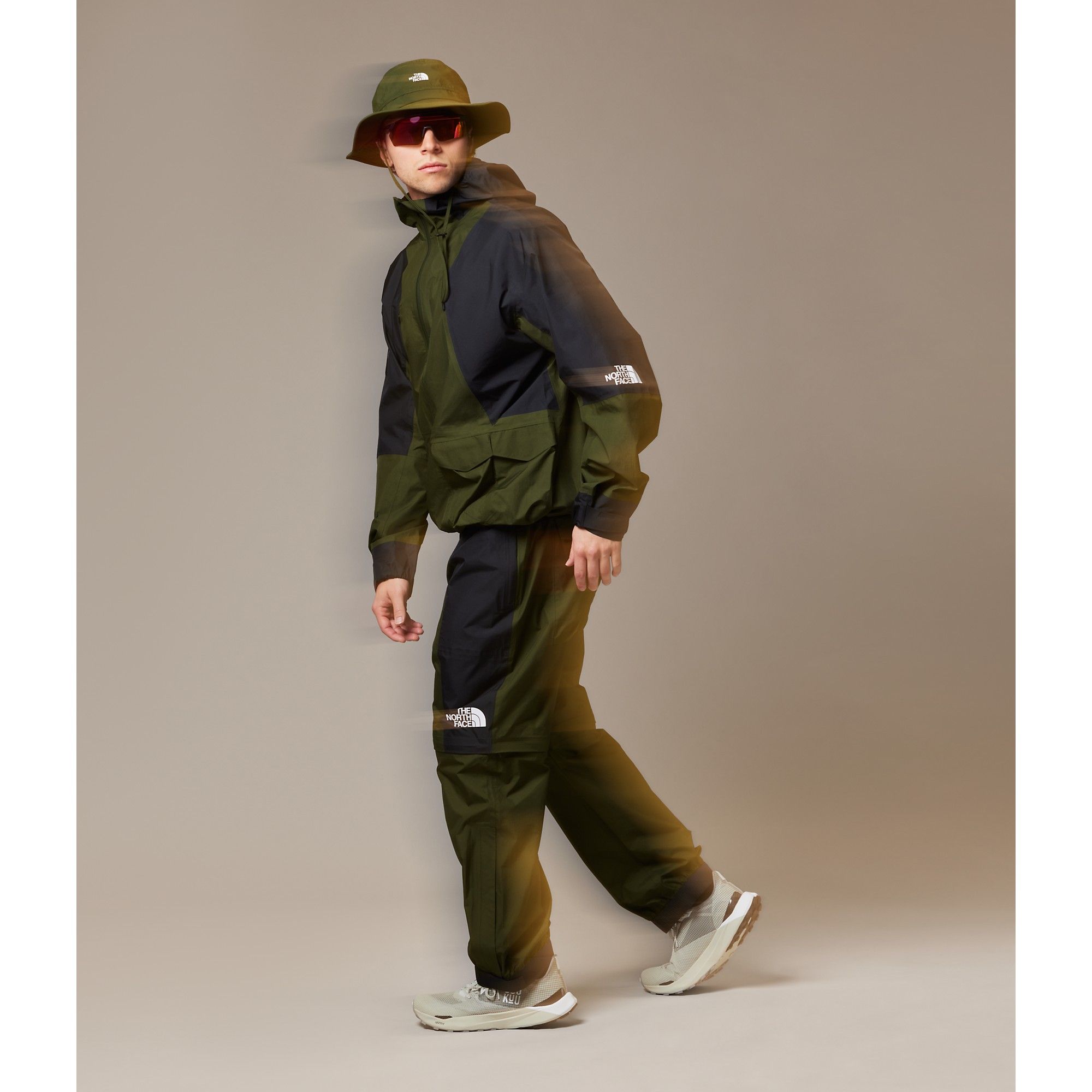  TNF x UNDERCOVER SOUKUU Hike Convertible Shell Pants - Forest Green 