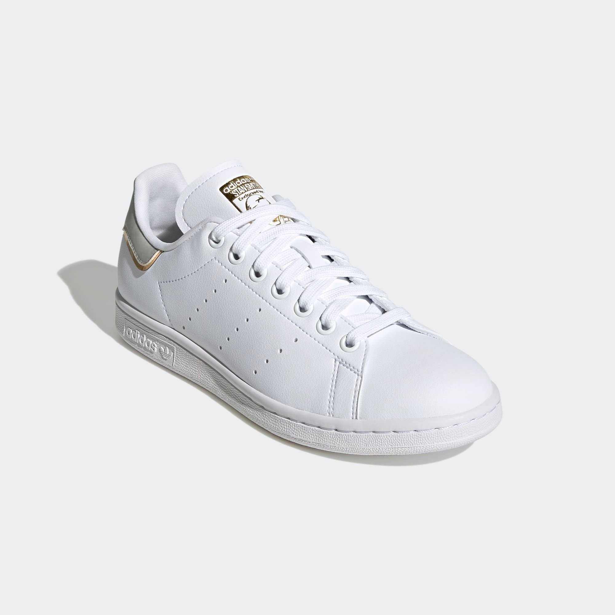 Adidas stan smith black hotsell gold metal