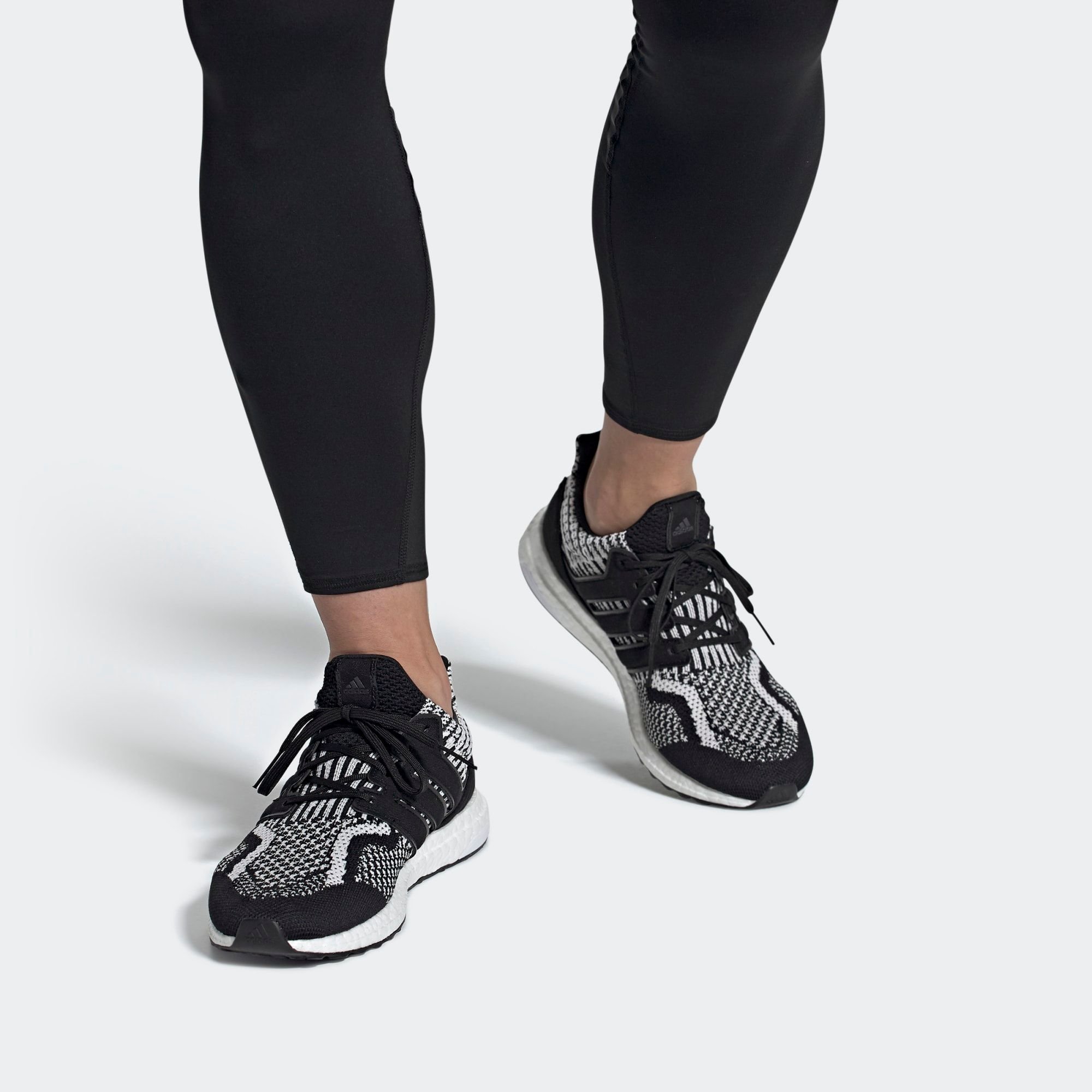 Ultraboost 19 core black cloud white deals