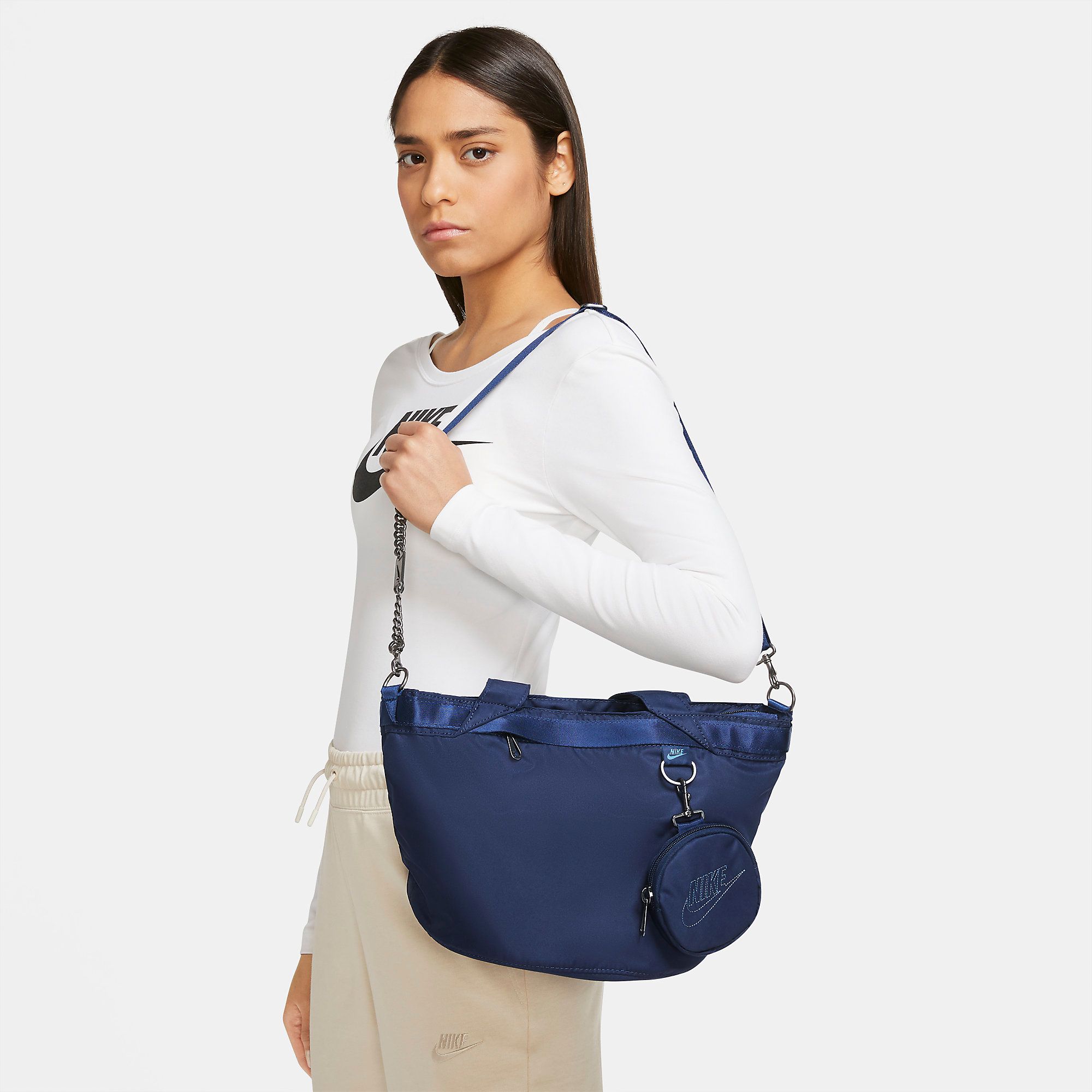 Nike Sportswear Futura Luxe Tote - Midnight Navy – Online Sneaker Store