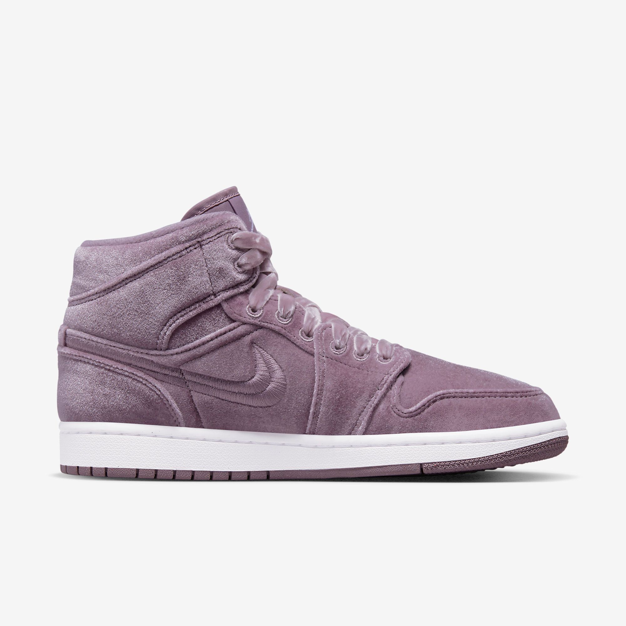  Air Jordan 1 Mid SE - Purple Velvet 