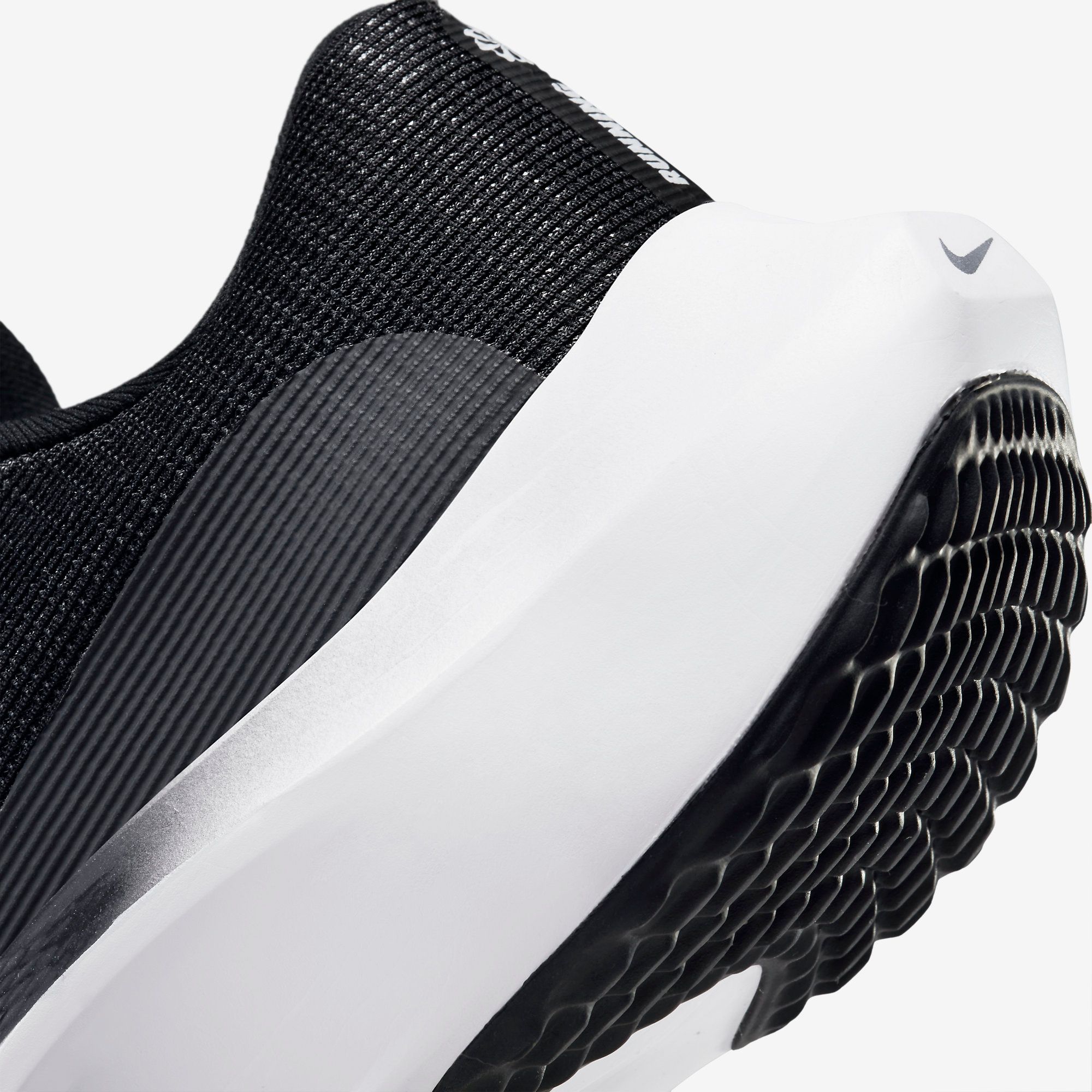  Nike Zoom Fly 5 - Black / White 