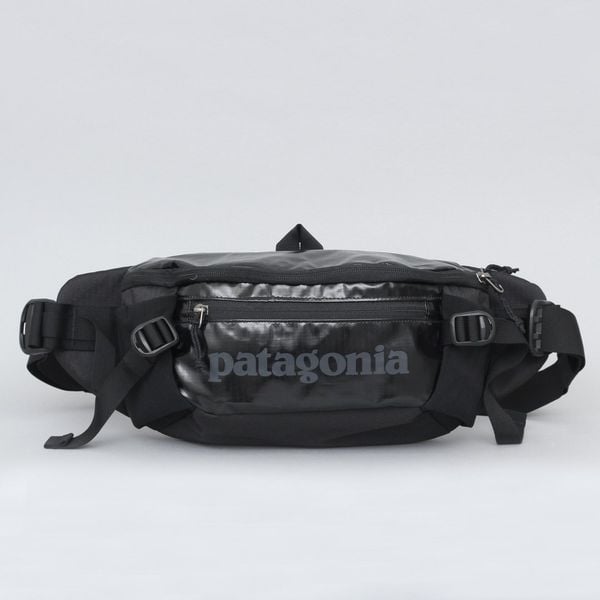  Patagonia Black Hole Waist Pack - Black 