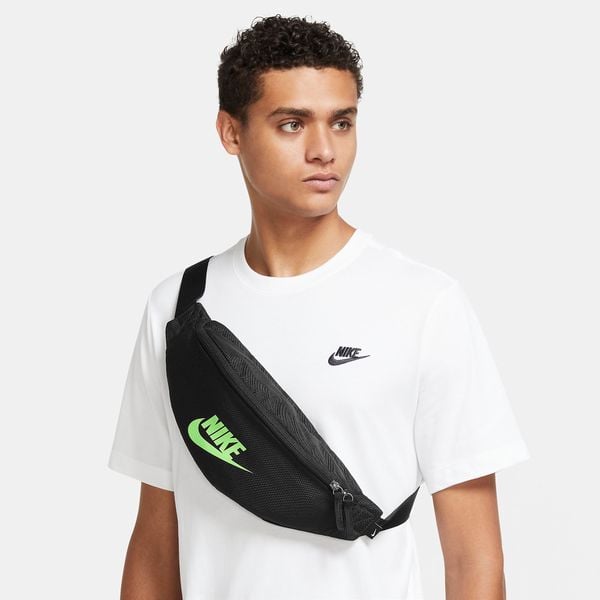 Nike Sportswear Heritage Hip Pack - Black/Green 