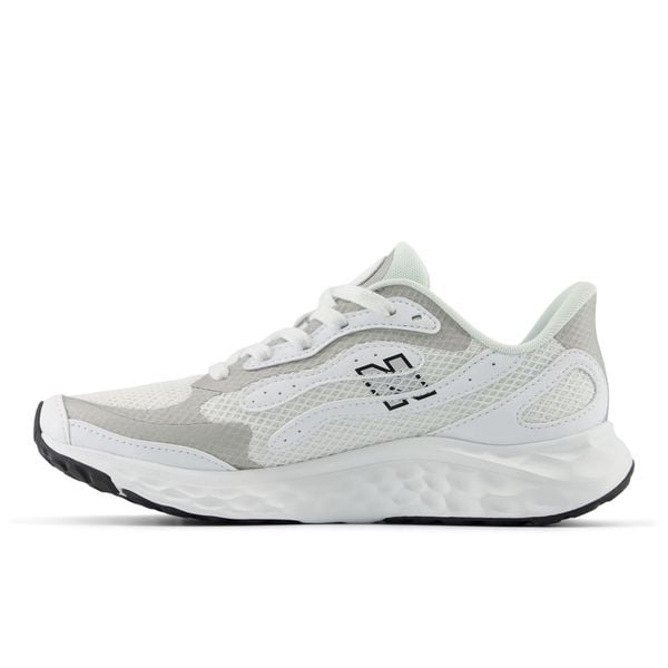  New Balance Fresh Foam Arishi v4 - White / Silver Metallic 