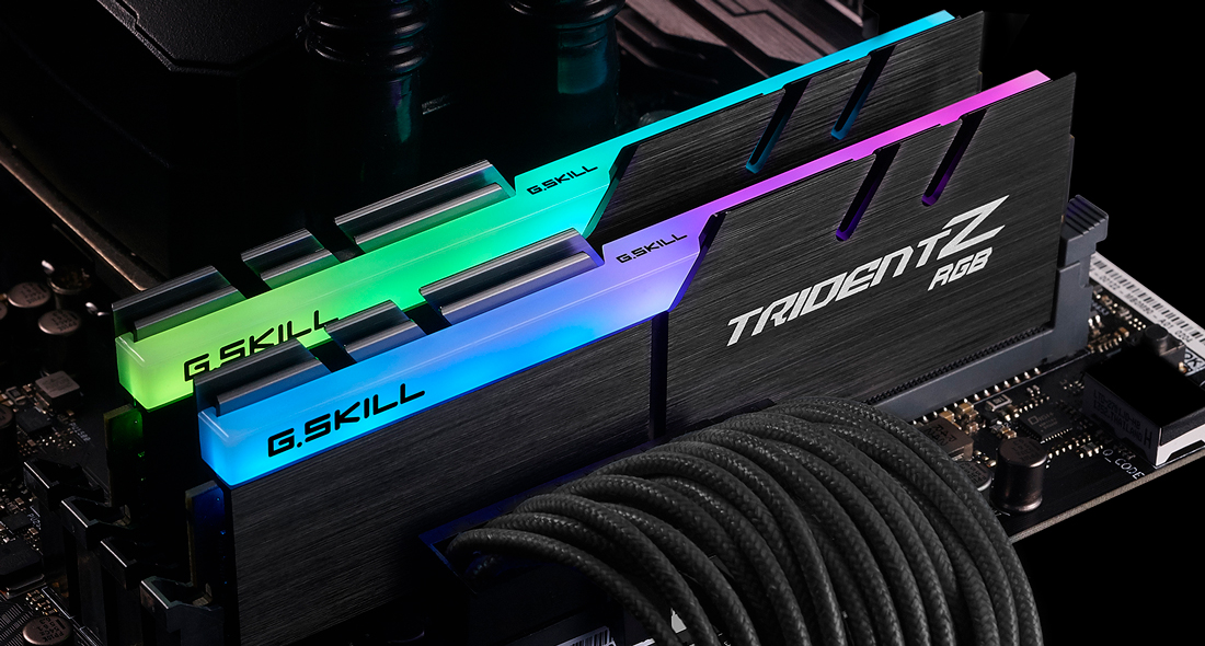  RAM G.SKILL TRIDENT Z RGB 16GB (2x8GB) 3600MHz DDR4 (F4-3600C18D-16GTZR) 