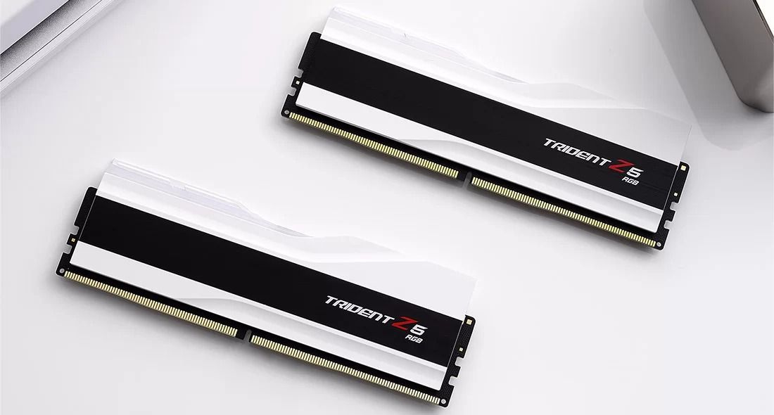  RAM G.SKILL TRIDENT Z5 RGB 32GB (2x16GB) 6000MHz DDR5 WHITE ( F5-6000J3238F16GX2-TZ5RW ) 