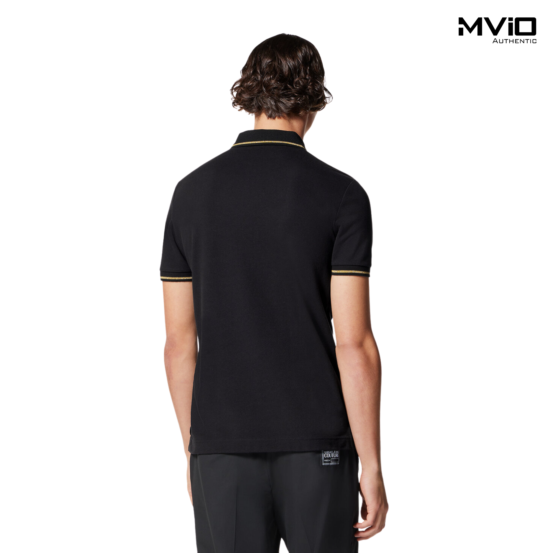 Polo Versace Đen Cổ Viền Vàng Logo Tròn Nhỏ 74GAGT08 