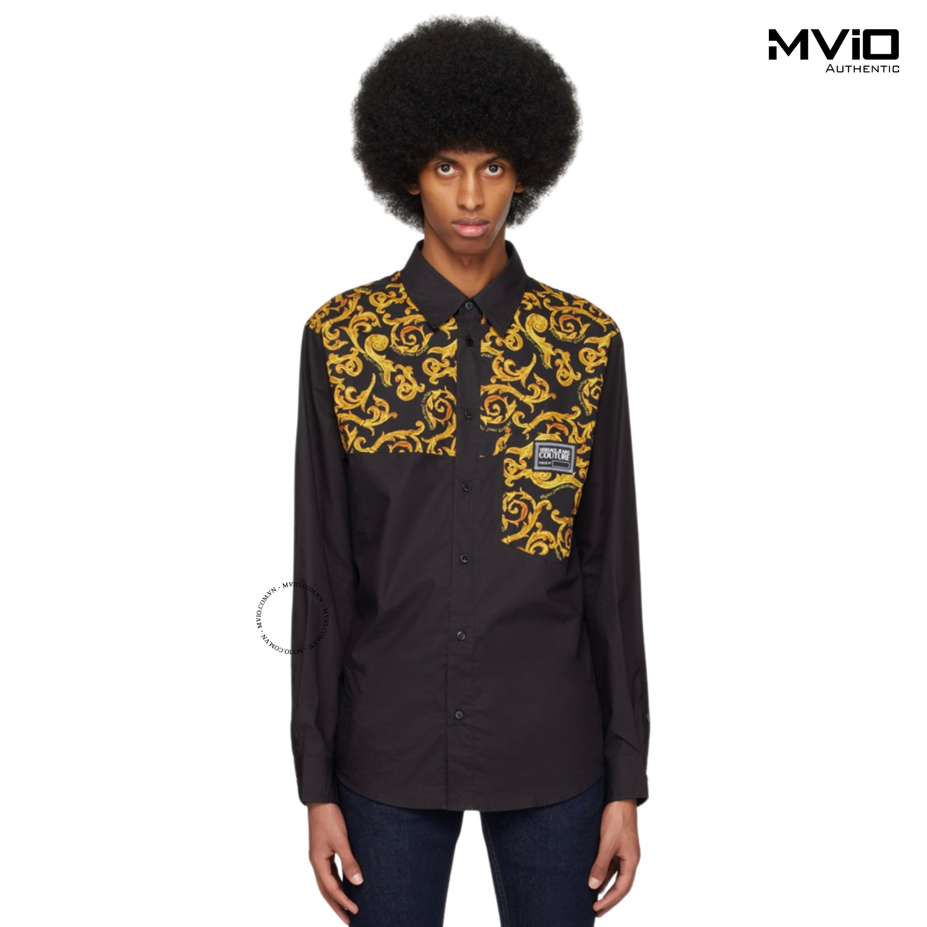  Sơ Mi Versace Đen Dài Tay Hoạ Tiết Vàng Ngực 74GAL225 