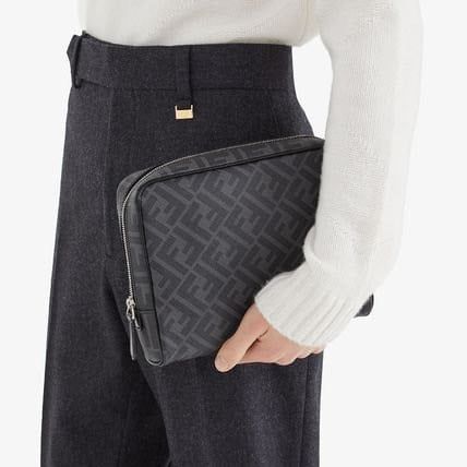  Clutch Fendi Xám Logo Chìm 7N0116Aglrfogxn 