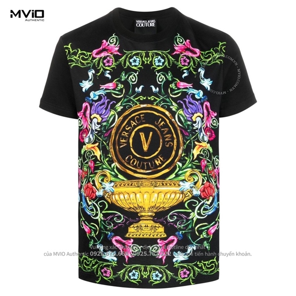 Phông Versace Đen Hoạ Tiết Màu To 74GAH6JS174