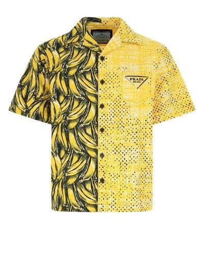  Sơ Mi Prada Cộc Tay Vàng Hoạ Tiết Đen Tag Ngực UCS4061ZVH 1F0010 