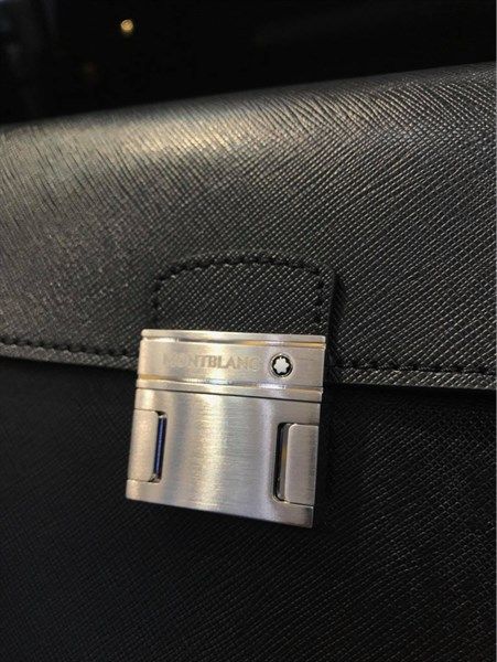  Clutch Monblanc Đen Khoá Bạc 