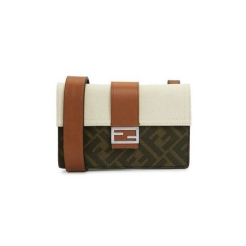  Túi Đeo Chéo Fendi Baguette Mini F1EG7 