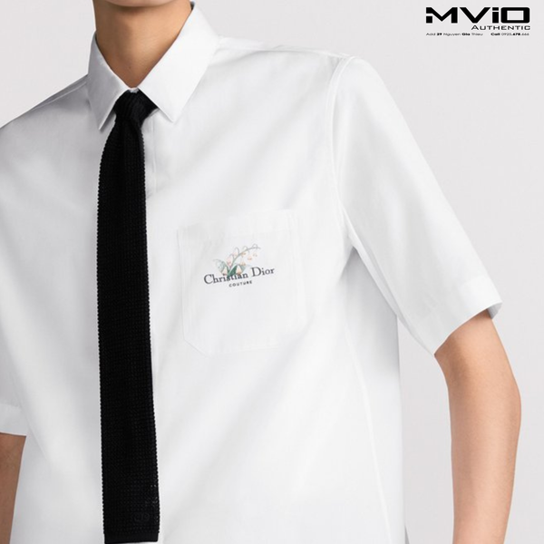  Sơ Mi Dior Cộc Tay Trắng Túi Thêu Logo 493C521B1581 