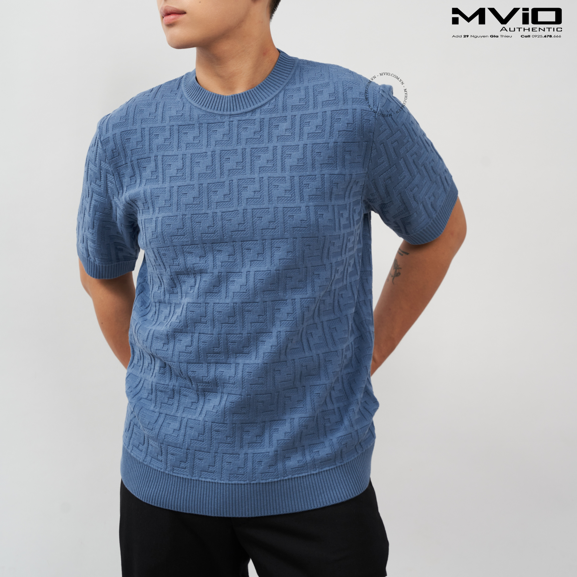  Phông Fendi Xanh Dệt Kim Vân FF FZX051 F0U6K 