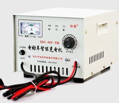 Sạc bình ắc quy nước 220V