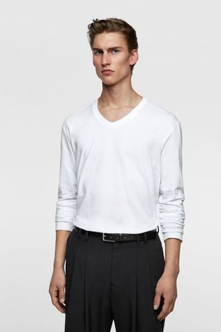 BASIC LONG SLEEVE T-SHIRT